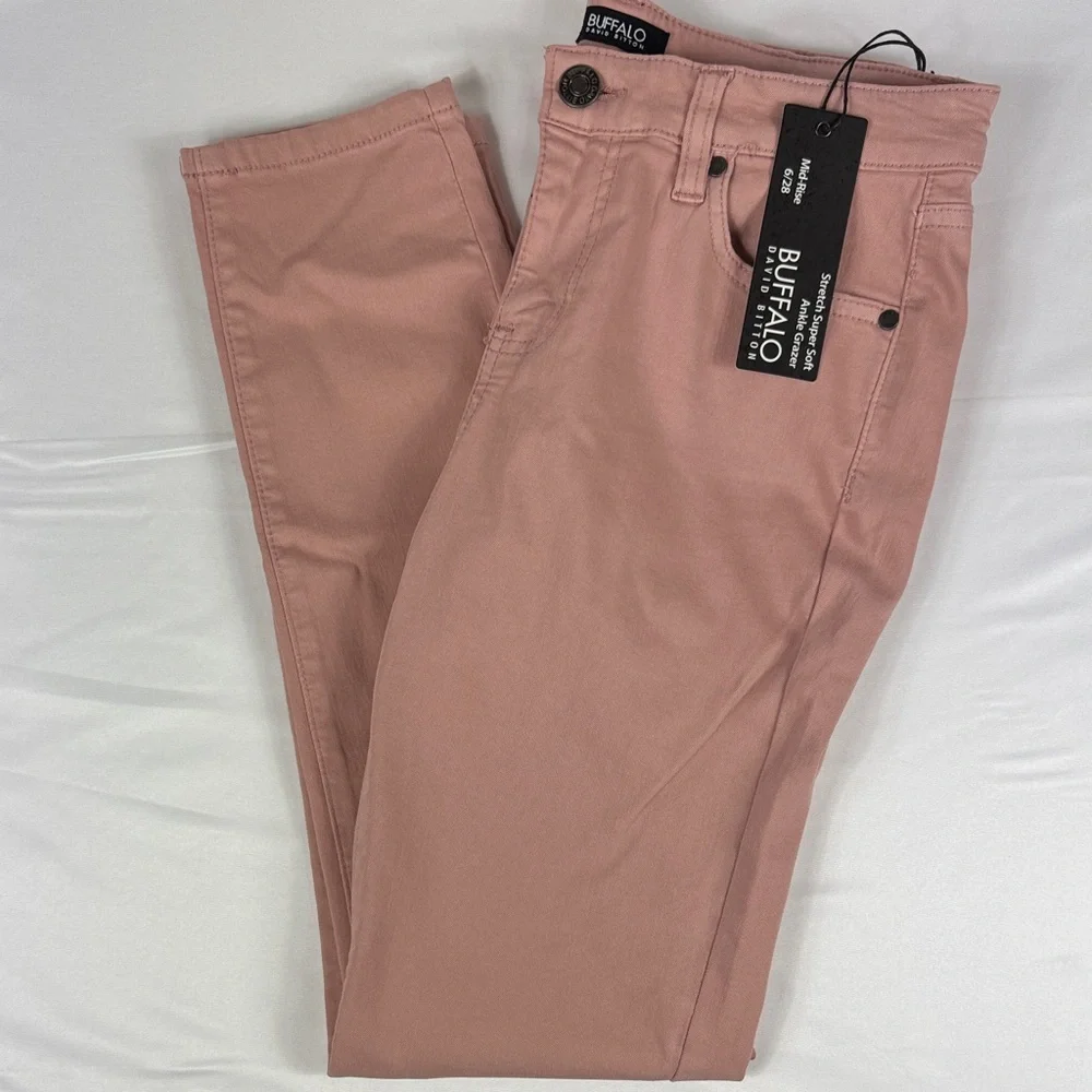 NWT Buffalo David Bitton Mid-Rise Super Stretch Soft Ankle Grazer - Picture 3 of 8